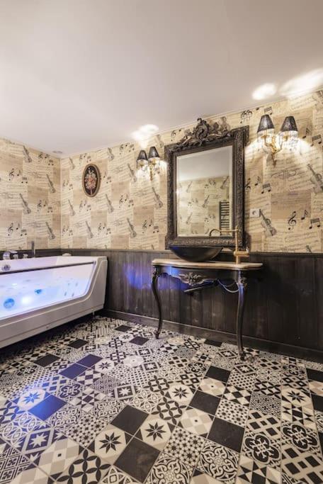 Appartement A 2 Pas De La Tour Eiffel *